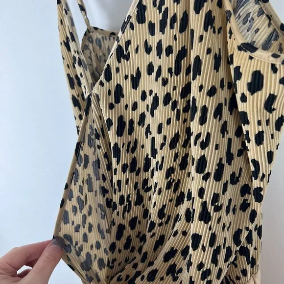 WAYF Surplice Ribbed Cheetah Print Bodysuit SleevelessSize XL EUC L2443 - Picture 7 of 10